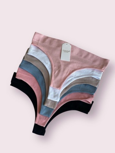 Stringi wysoki stan bezszwowe prążek basic 1.jpg